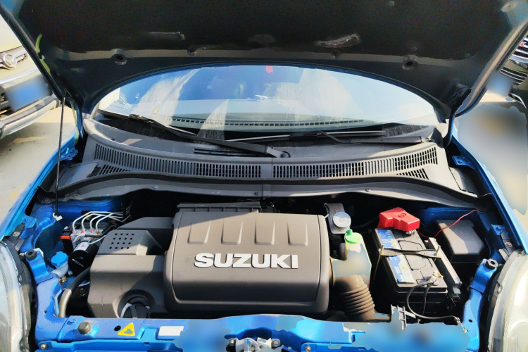 铃木 雨燕 2015款 1.5L 自动限定版局部细节24