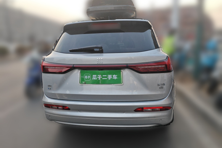 蓝电E5 2023款 1.5L DE-i 100KM臻享型 7座车身外观6