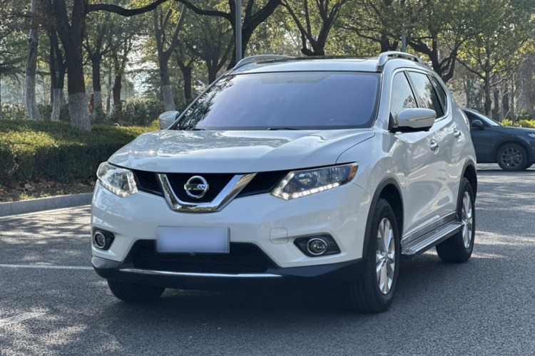 日产 奇骏 2014款 2.5L CVT豪华版 4WD车身外观1