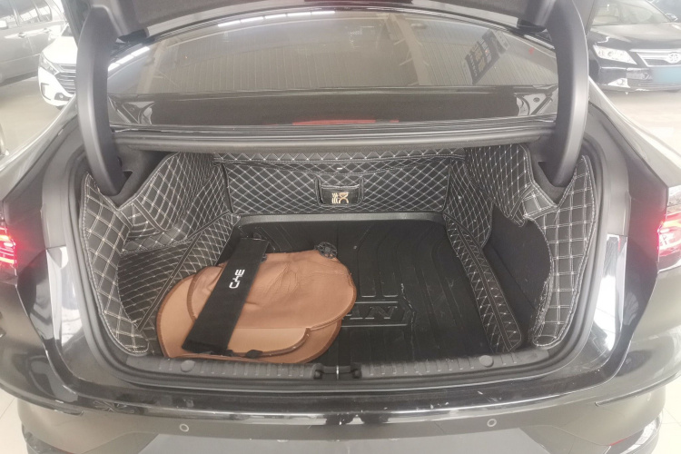 比亚迪 汉 2022款 DM-i 121KM 尊享型局部细节23