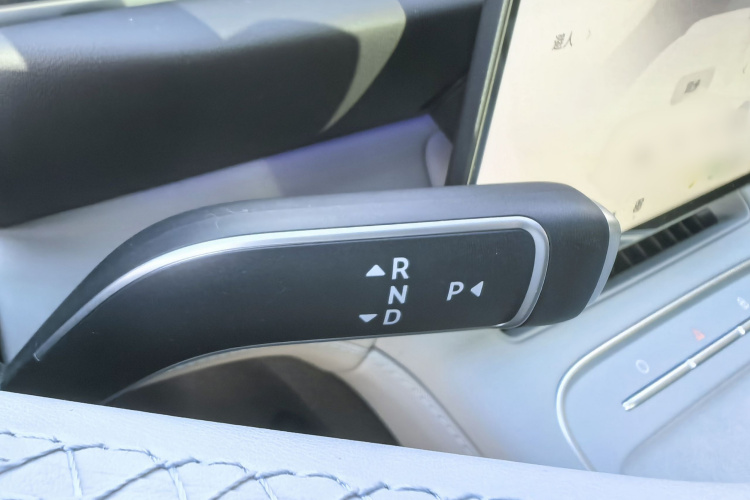 蔚来ES6 2025款 75kWh局部细节18