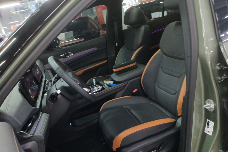 福特 领睿 2025款 EcoBoost 170 尊领型PLUS中控内饰19