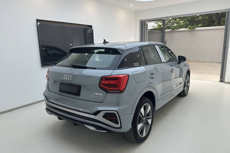 奥迪Q2L 2025款 35TFSI 时尚动感型车身外观6005