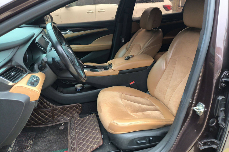 别克 君越 2016款 20T 精英型局部细节19