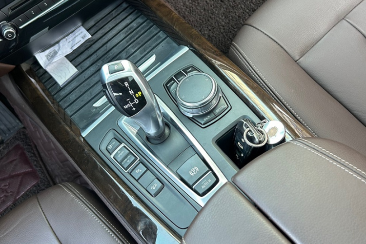 宝马X5(进口) 2018款 xDrive28i中控内饰7006