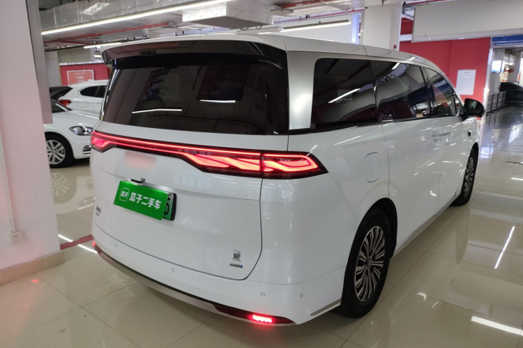 比亚迪 夏 2025款 DM-i 1.5T 180km 超越型车身外观6005