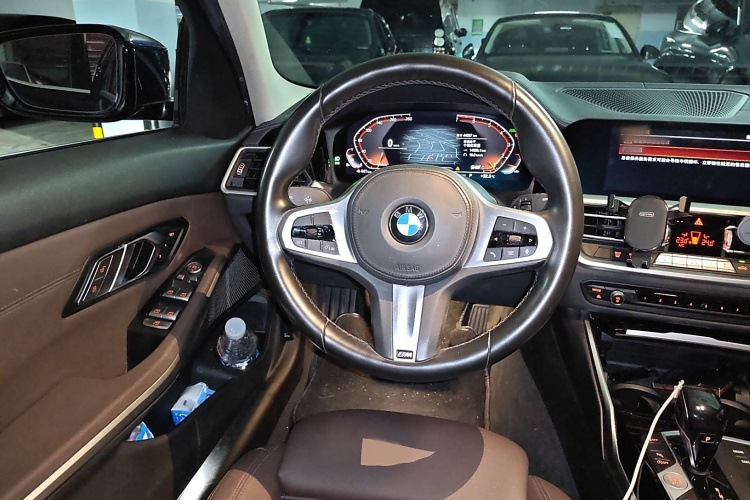 宝马3系 2020款 320Li M运动套装局部细节13