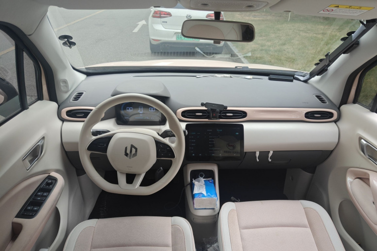 零跑汽车 零跑T03 2023款 310轻享版中控内饰7002