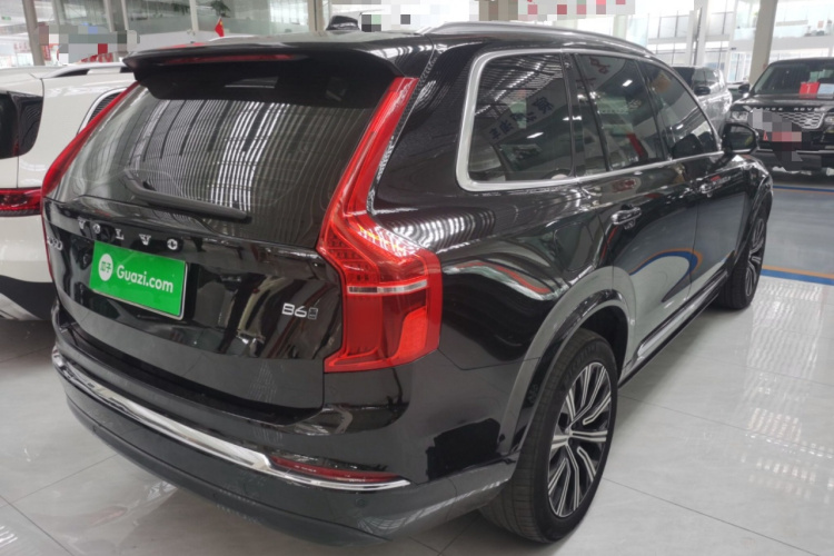 沃尔沃XC90 2023款 B6 智逸豪华版 7座车身外观6005