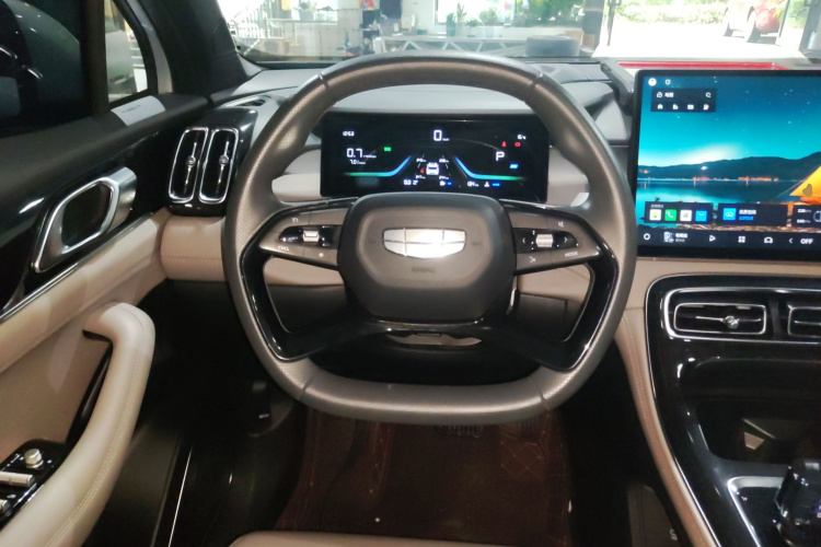 吉利汽车 博越L 2025款 第四代 1.5TD DCT 扬帆中控内饰13