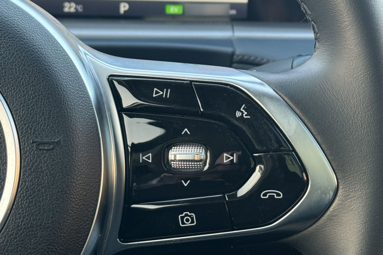 岚图汽车 岚图FREE 2024款 超长续航智驾版中控内饰7005