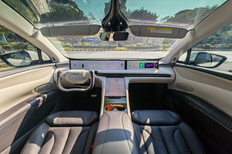 智己汽车 智己LS7 2023款 90kWh Elite后驱版中控内饰7002