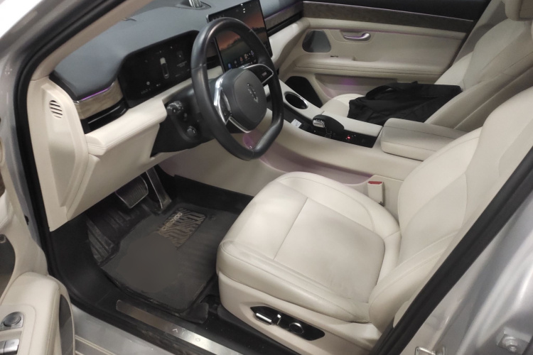 鸿蒙智行 问界M5 2022款 增程四驱性能版中控内饰19