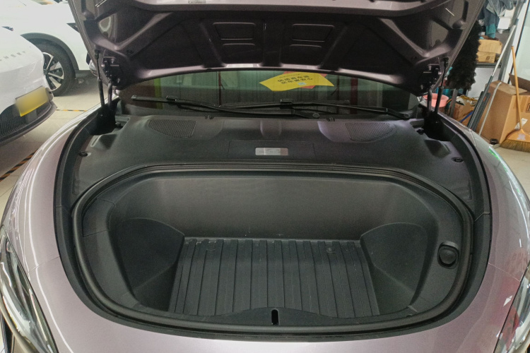 小米汽车 小米SU7 2024款 四驱超长续航高阶智驾Max版机舱底盘24