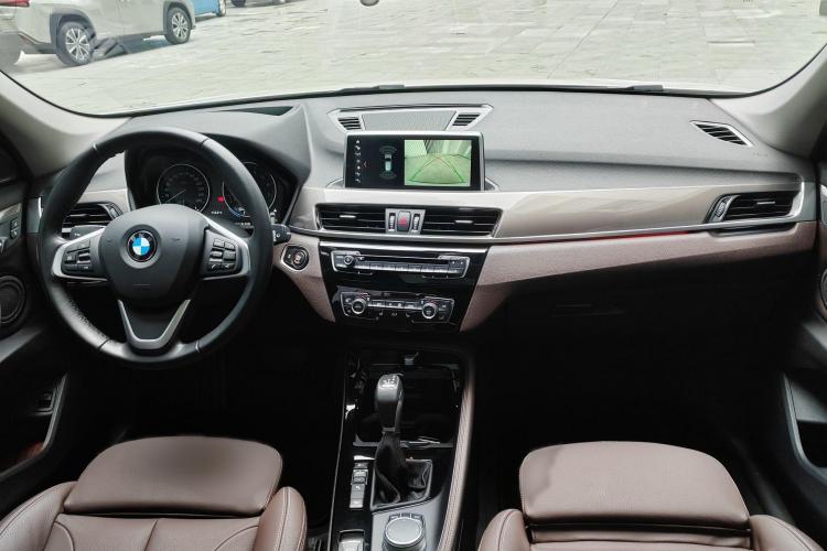 宝马X1 2018款 xDrive20Li 豪华型中控内饰7001