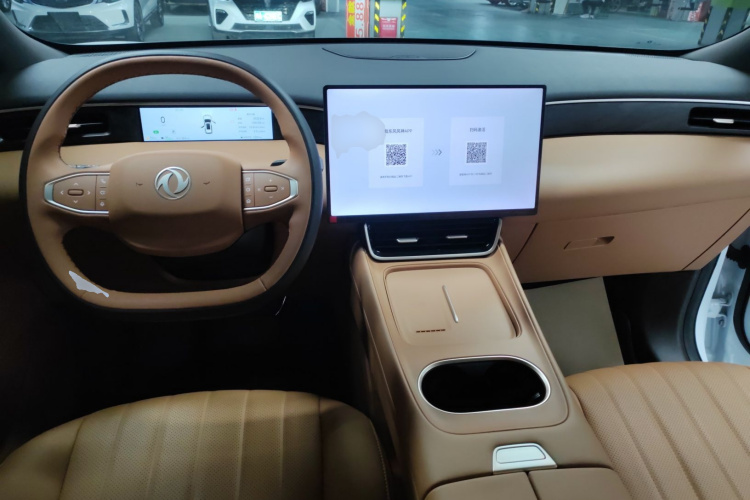 东风风神L8 2025款 185KM理想版中控内饰12