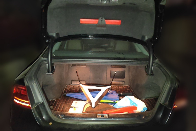 奥迪A8 2013款 A8L 45 TFSI quattro舒适型局部细节23