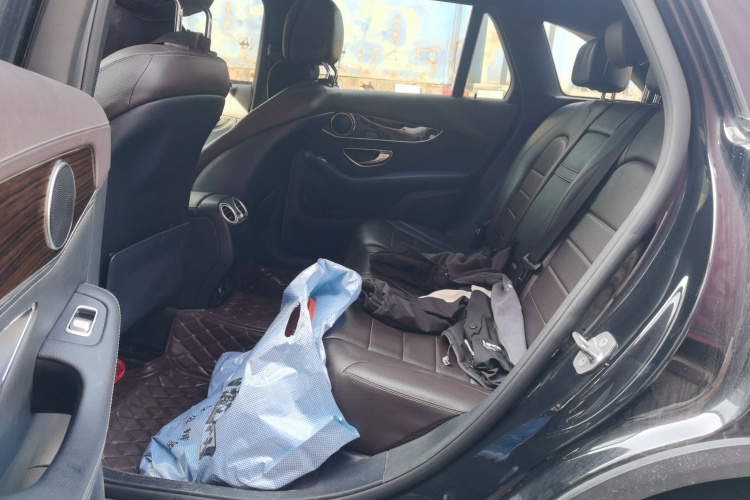 奔驰GLC 2019款 GLC 260 L 4MATIC 豪华型中控内饰21