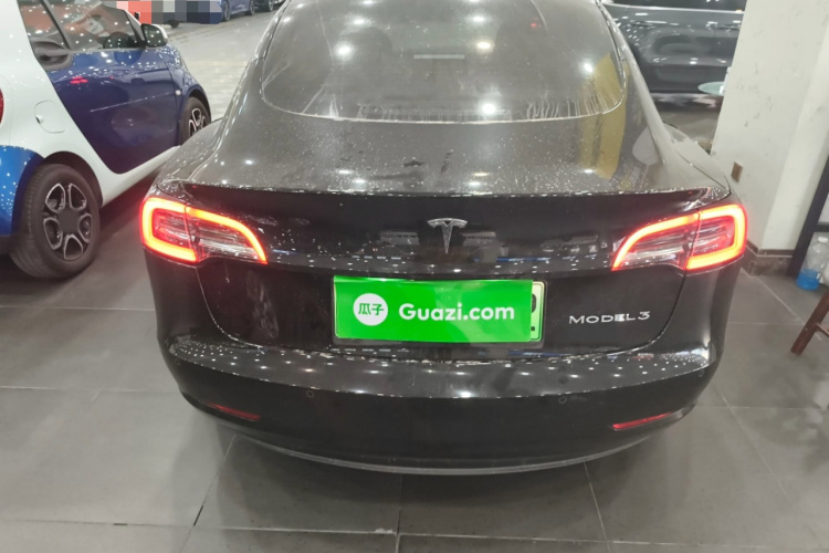 特斯拉 Model 3 2022款 后轮驱动版车身外观6004