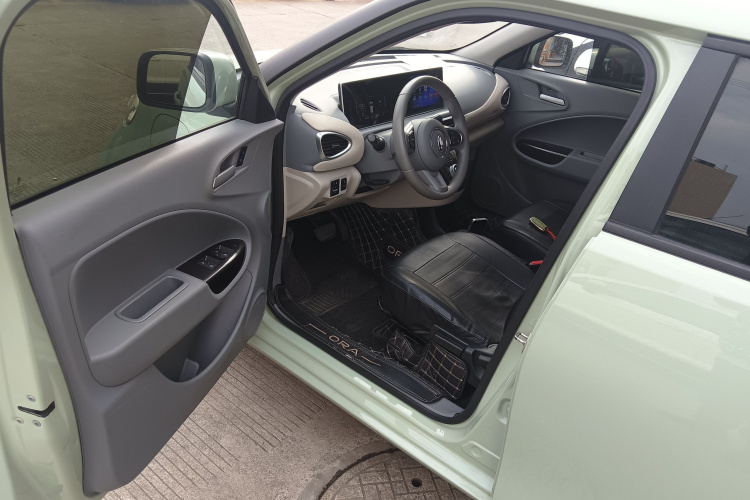 欧拉白猫 2022款 升级版 305km 舒享型 三元锂中控内饰20