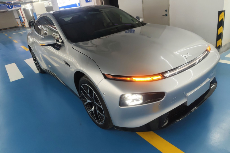 小鹏P7 2023款 P7i 702 Pro车身外观6002