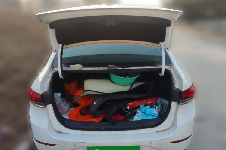 别克 英朗 2021款 改款 典范 1.5L 自动精英型中控内饰23