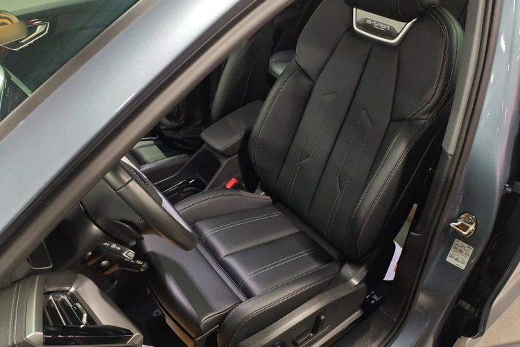 奥迪Q4 e-tron 2024款 40 e-tron 创行版局部细节19