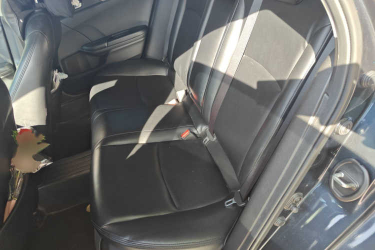 本田 思域 2019款 220TURBO CVT劲动版 国VI中控内饰7004