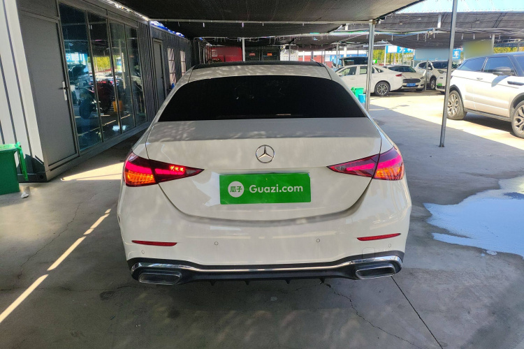 奔驰C级 2022款 C 200 L 运动版车身外观6