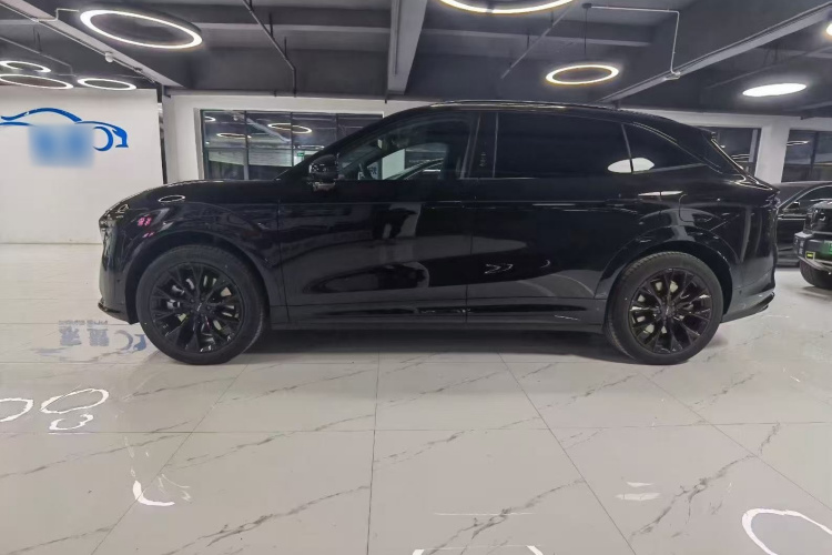 极氪7X 2025款 100kWh 长续航后驱智驾版车身外观6004