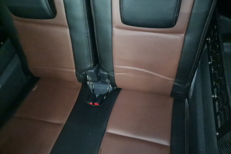 铃木 吉姆尼 2015款 1.3 MT JLX中控内饰21