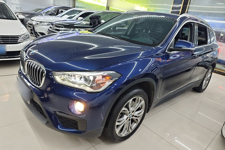 宝马X1 2019款 sDrive20Li 领先型车身外观6003