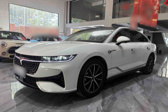 岚图汽车 岚图追光 2024款 PHEV 四驱超长续航旗舰版