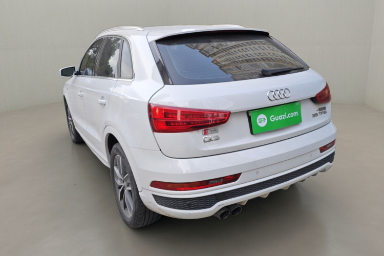 奥迪Q3 2018款 35 TFSI 运动型典藏版车身外观5