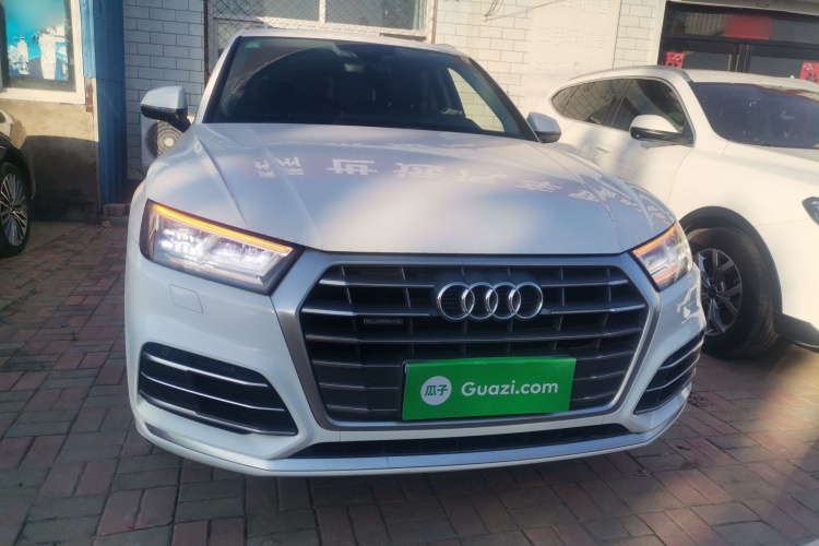 奥迪Q5L 2020款 改款 40 TFSI 荣享时尚型车身外观2