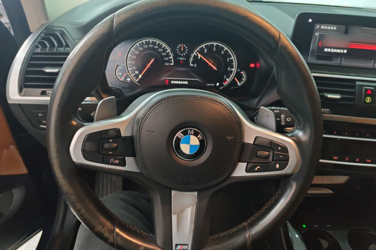 宝马X3 2018款 xDrive30i 领先型 M运动套装 国V局部细节13