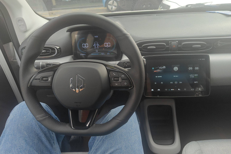 零跑汽车 零跑T03 2022款 炫晶版中控内饰7002