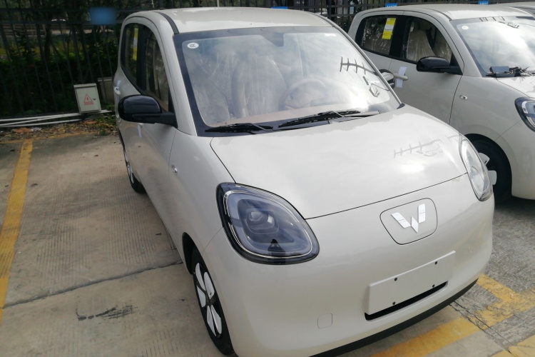 五菱汽车 宏光MINIEV 2025款 四门版 进阶款车身外观3