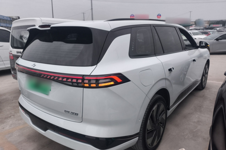 东风奕派 eπ008 2025款 210Ultra增程版 5座车身外观7