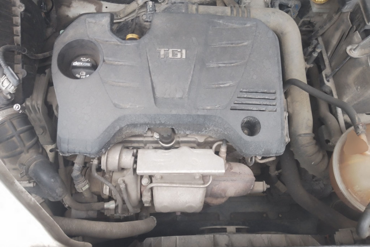 荣威RX5 2016款 20T 两驱自动互联网智享版局部细节24