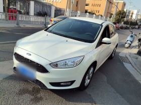 福特 福克斯 2015款 两厢 1.6L 自动舒适型