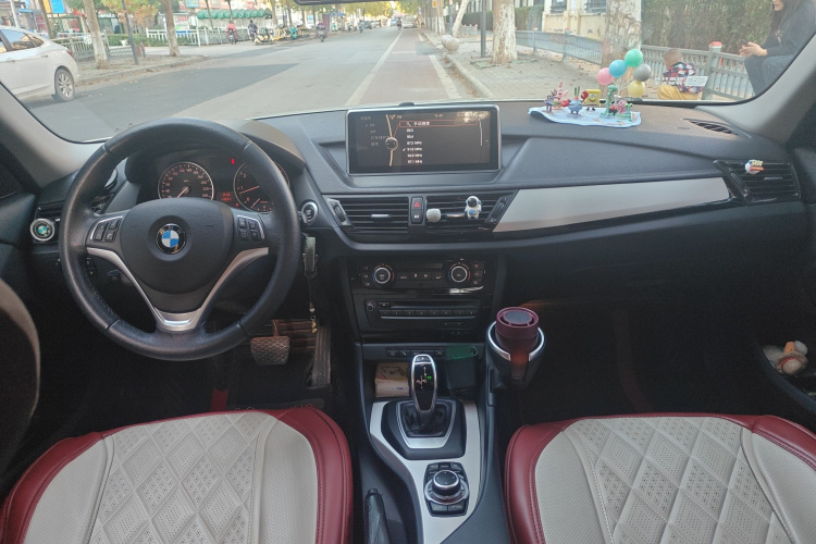 宝马X1 2014款 sDrive18i 领先型中控内饰7002