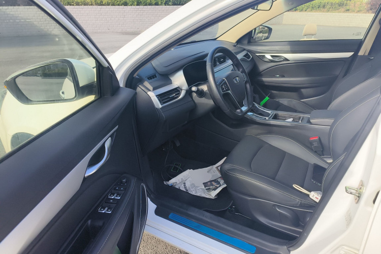 吉利汽车 帝豪 2018款 1.5L CVT向上互联版中控内饰20