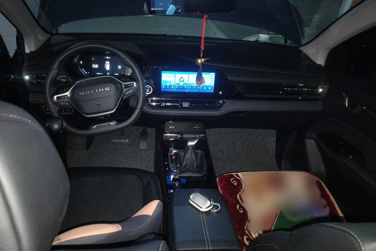 五菱汽车 五菱凯捷 2020款 1.5T CVT尊贵型中控内饰7002