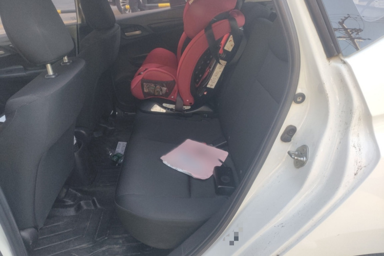 本田 飞度 2014款 1.5L LX 手动舒适型中控内饰7004