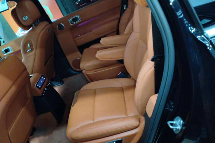 理想汽车 理想L9 2024款 Ultra中控内饰7004