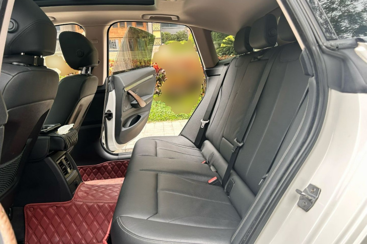 宝马3系GT 2013款 328i 风尚设计套装中控内饰7004