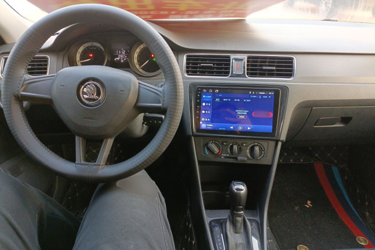 斯柯达 昕动 2018款 1.6L 自动标准版中控内饰12