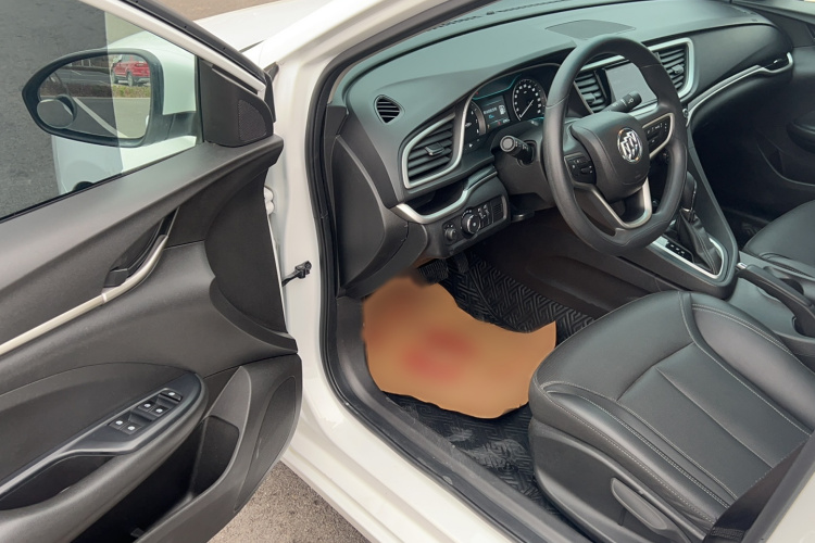 别克 英朗 2021款 改款 典范 1.5L 自动精英型中控内饰7002