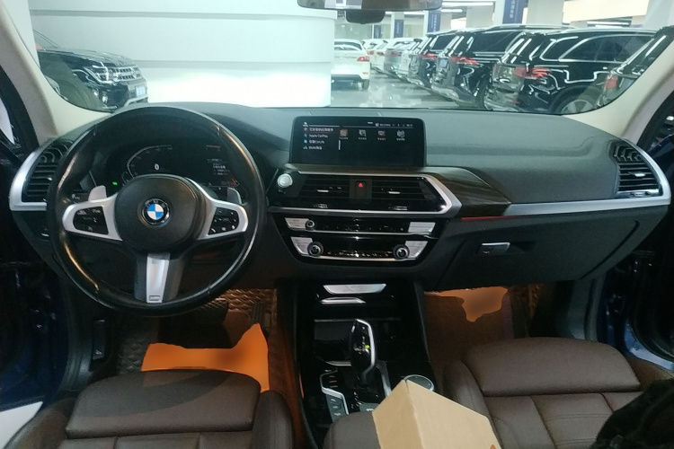 宝马X3 2021款 改款 xDrive28i M运动套装中控内饰12